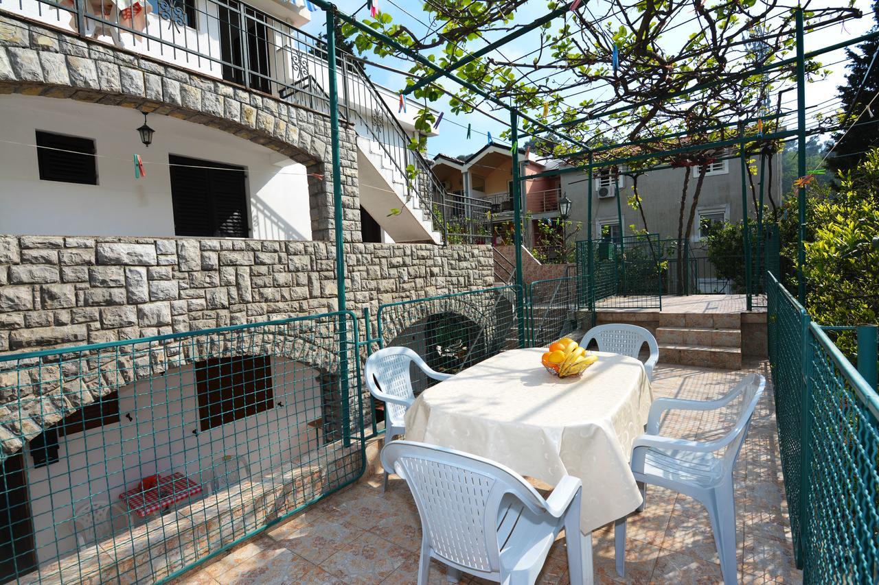 Apartments Jovana Petrovac 外观 照片